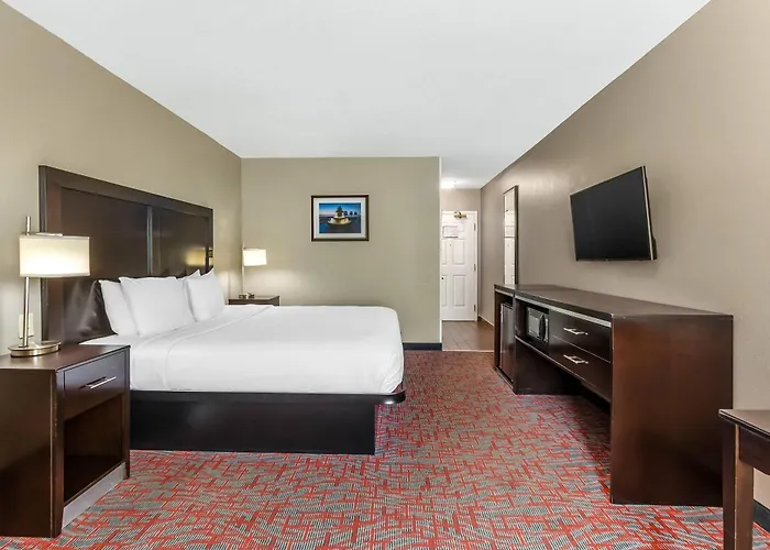 Comfort Inn & Suites North Charleston - Northwoods